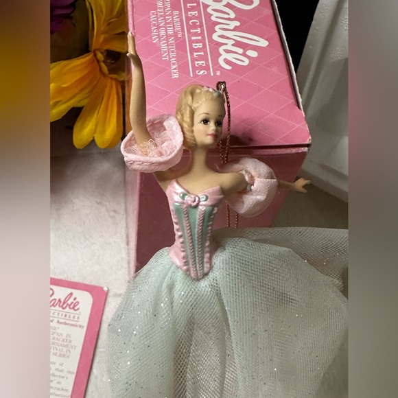 Vintage 1999 Avon Barbie As Marzipan In The Nutcracker 3rd & Final In Series - Picture 8 of 16